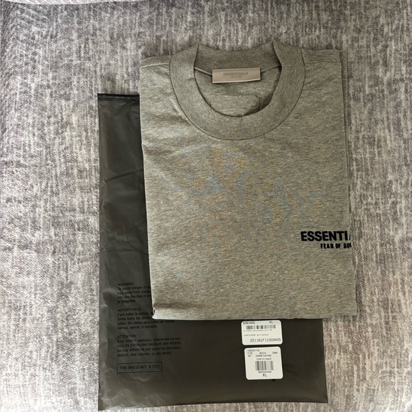 Size - XL Essentials Fear of God Dark Oatmeal T-Shirt - Picture 1 of 4
